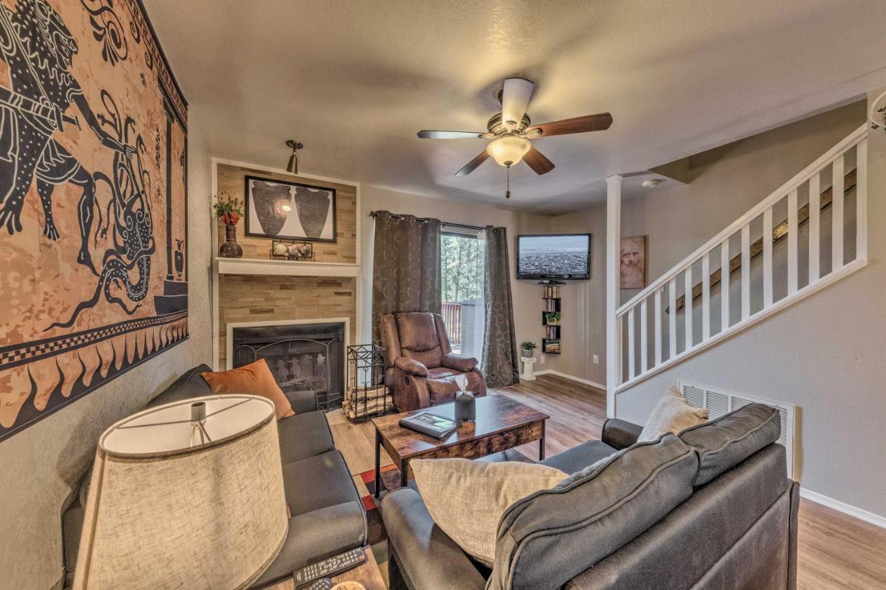 Forested Ruidoso Condo With Deck And Fireplace! Exterior photo