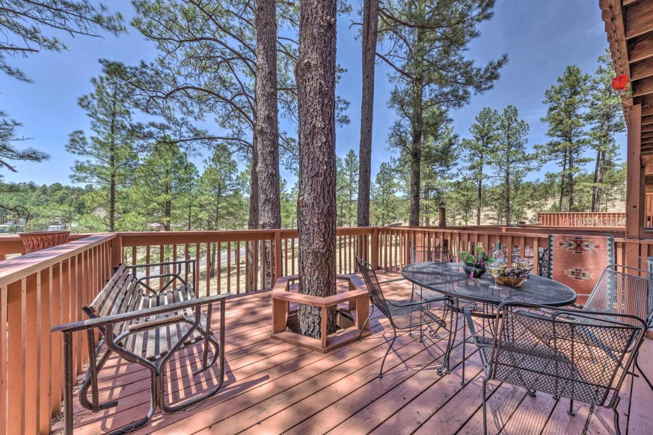 Forested Ruidoso Condo With Deck And Fireplace! Exterior photo
